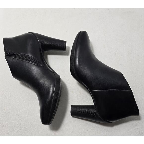 WOMEN'S ECCO LEATHER SIDE ZIP ANKLE BOOTS BOOTIES BLACK HEELS SZ 37-US 6.5 B - Picture 4 of 10
